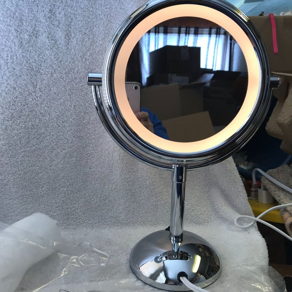 Anew Clinical Light Up‎ Vanity Mirror